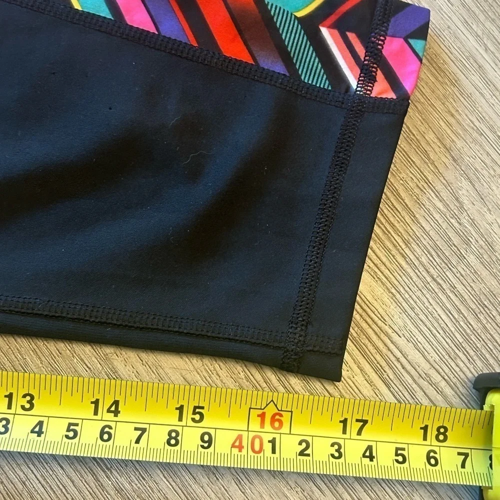ADIDAS Techfit medium compression activewear athletic crop leggings. 17” L - Picture 5 of 8